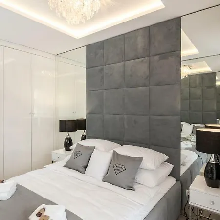 Crystal Luxury Apartments Rakowicka 22H Krakau Exterior foto