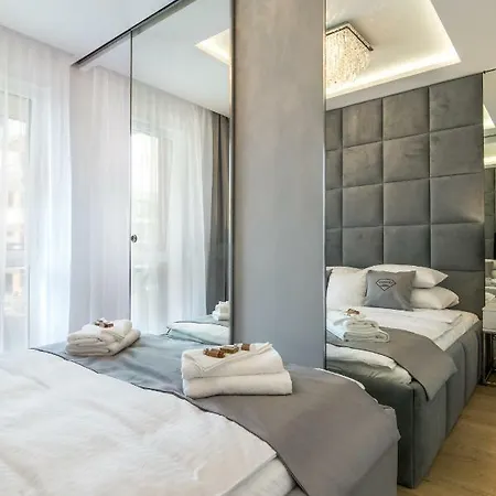 Crystal Luxury Apartments Rakowicka 22H Krakau Exterior foto