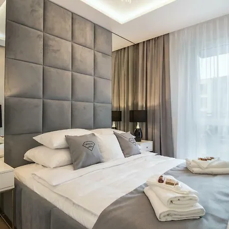 Crystal Luxury Apartments Rakowicka 22H Krakau Exterior foto